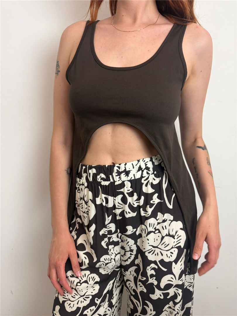Maxi Canotta Con Taglio Asimmetrico - Vicolo cod. TAB2643  color:moro