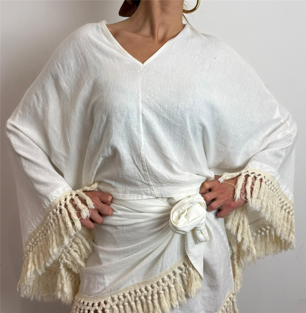 Blusa Kimono Scollo A V Con Nappine Sul Fondo - Philia Loft cod. R02L1147  color:burro