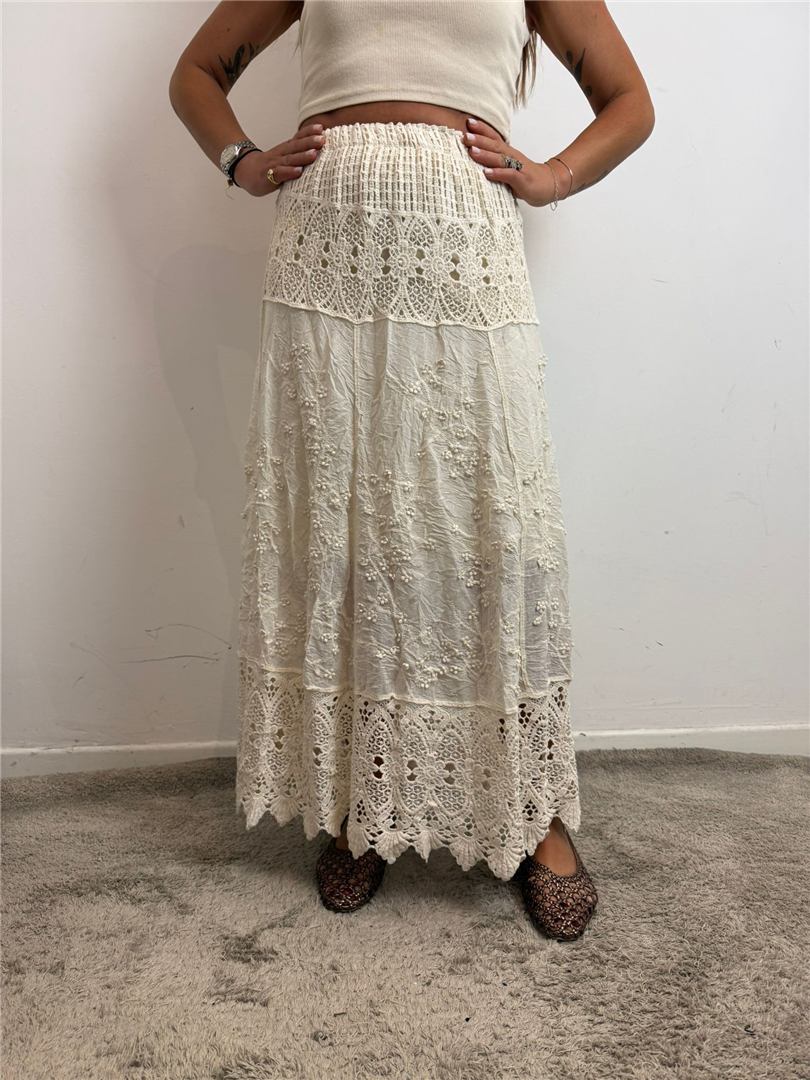 Gonna Ricamo Con Dettaglio Crochet Sul Fondo - Haveone cod. GVV_Q168  color:beige