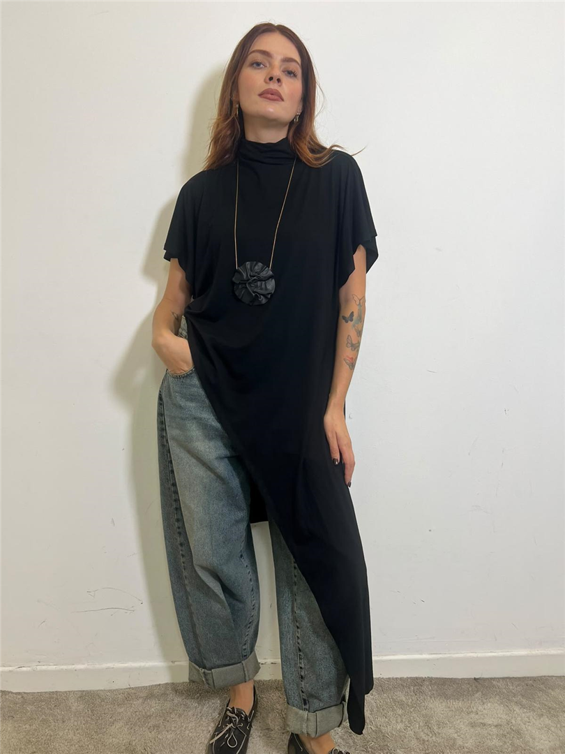 Tshirt Asimmetrica In Maglina - Philia Loft cod. R03L0355  color:nero