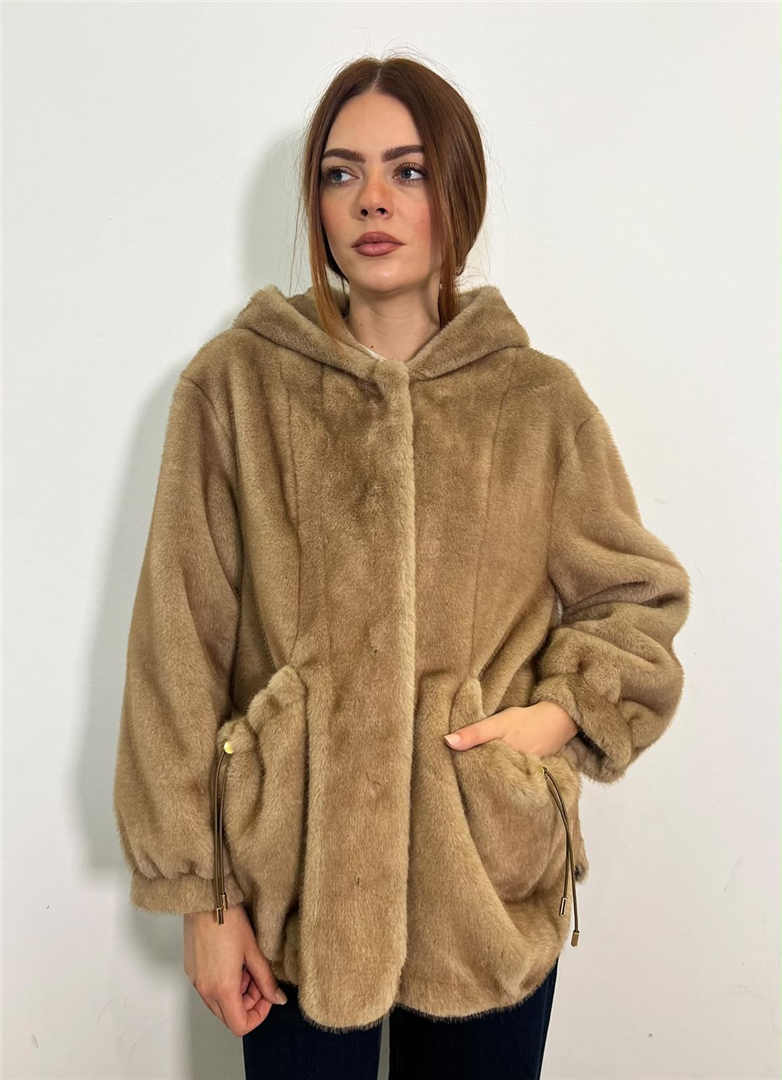 Ecopelliccia Con Cappuccio E Tasche A Coulisse - Divisione Chickster's cod. ESTER  color:beige